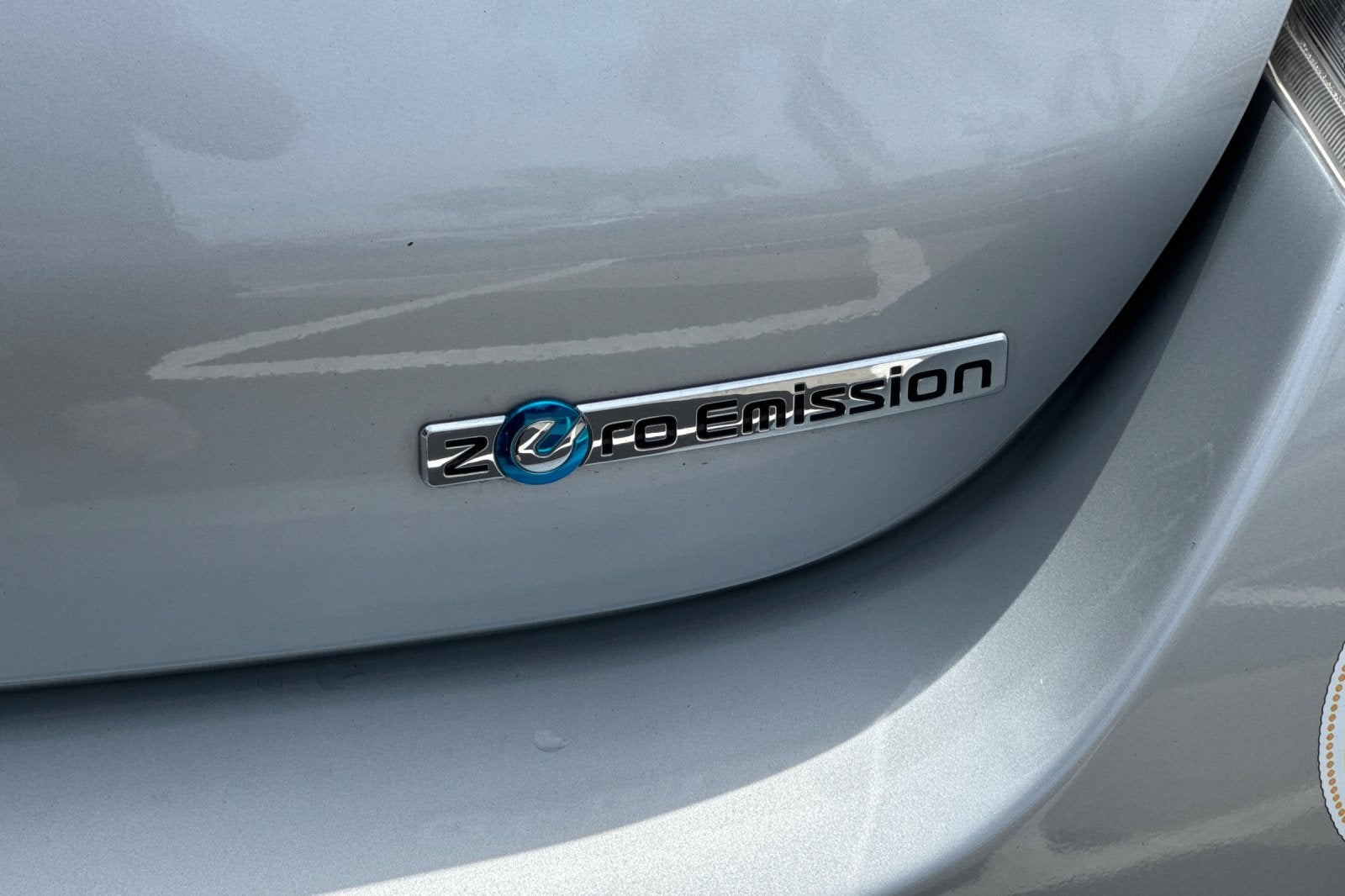 2015 Nissan LEAF SL