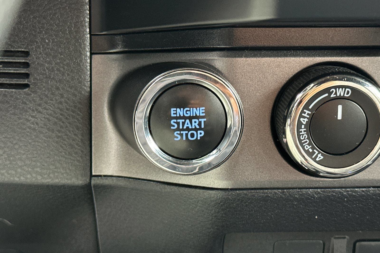 2023 Toyota Tacoma V6