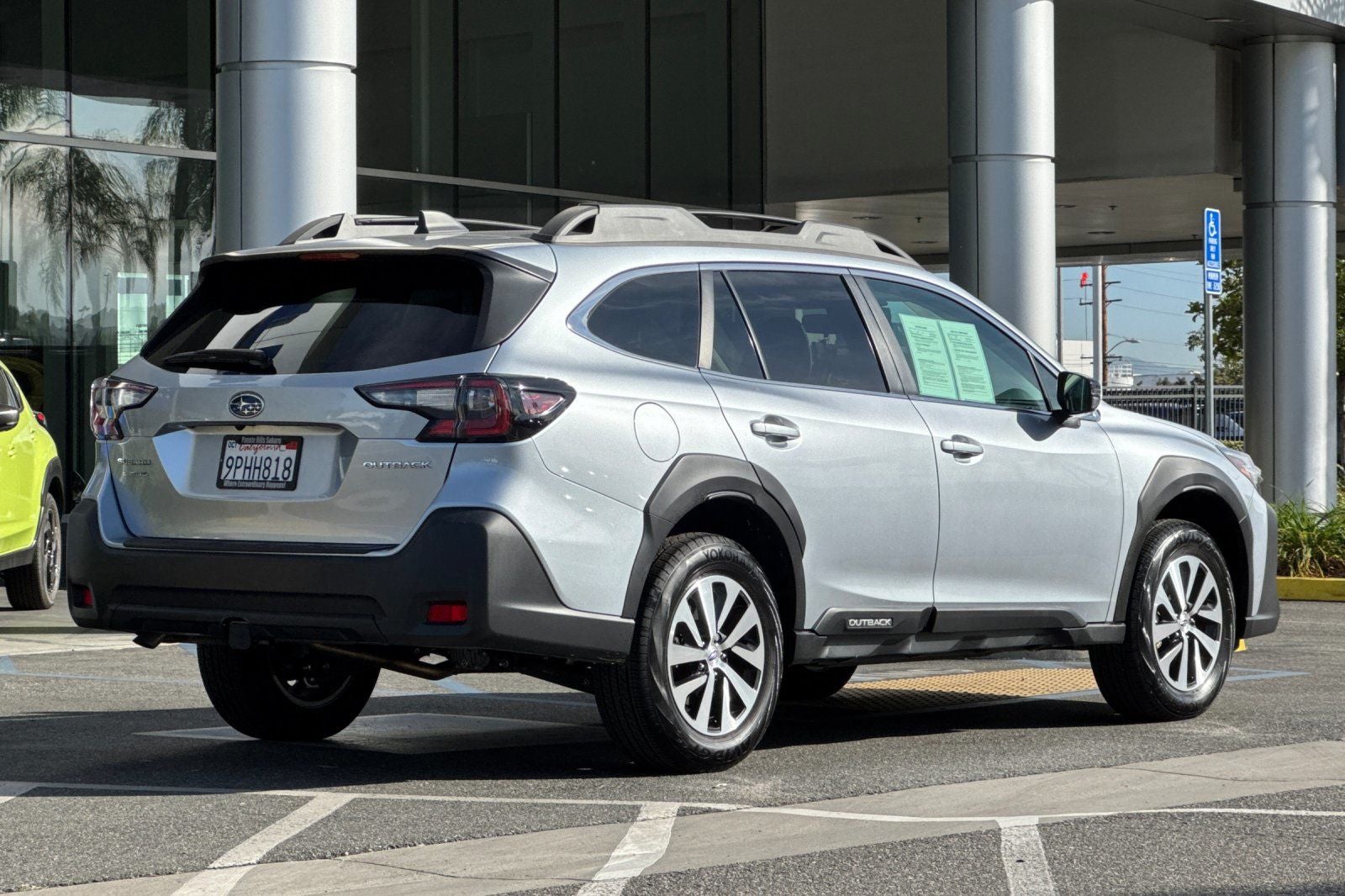 2025 Subaru Outback Premium