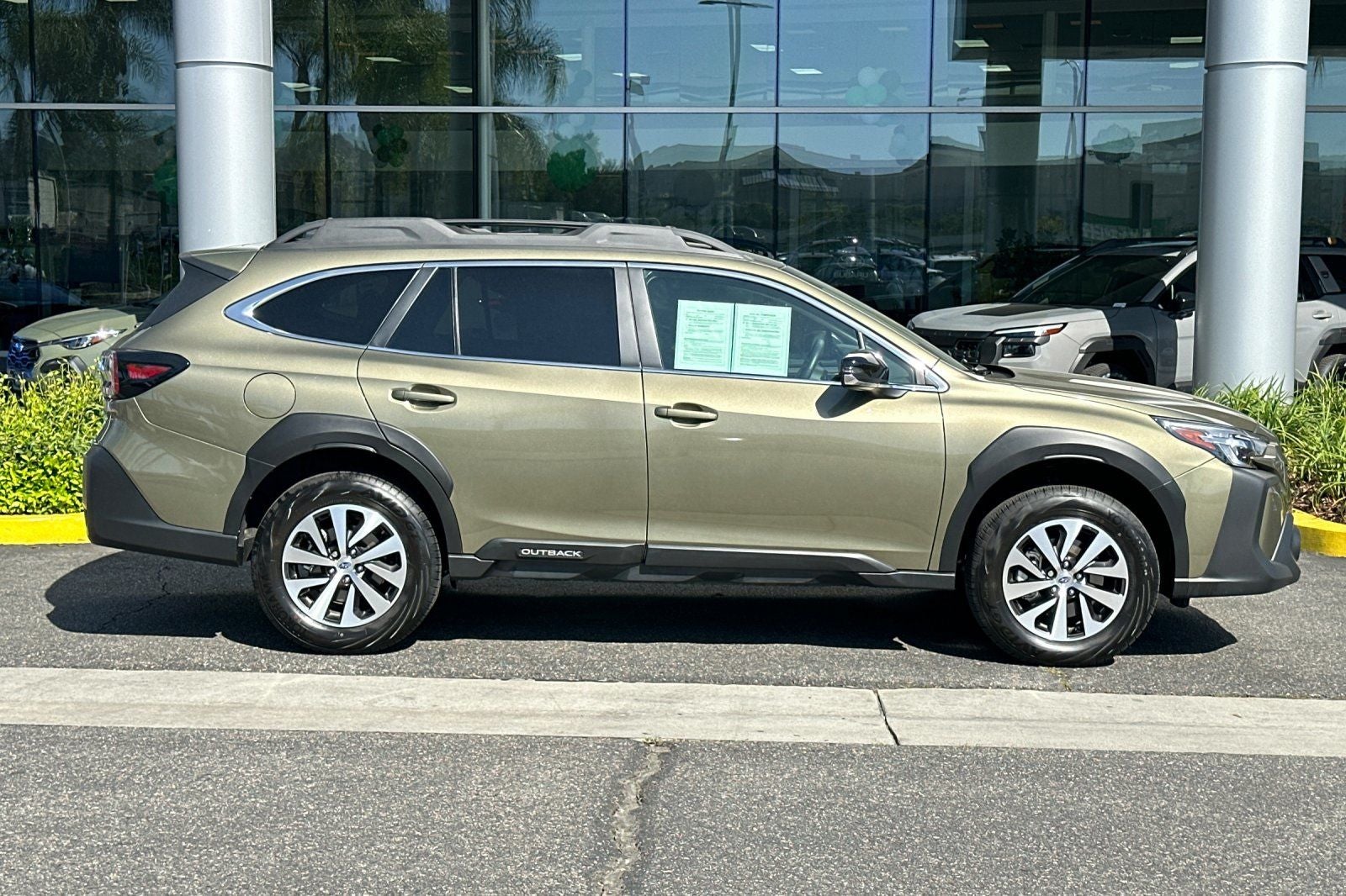 2025 Subaru Outback Premium