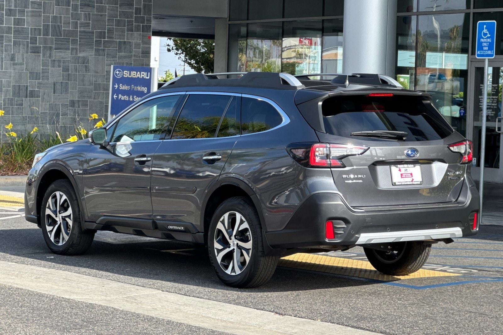 2021 Subaru Outback Touring XT