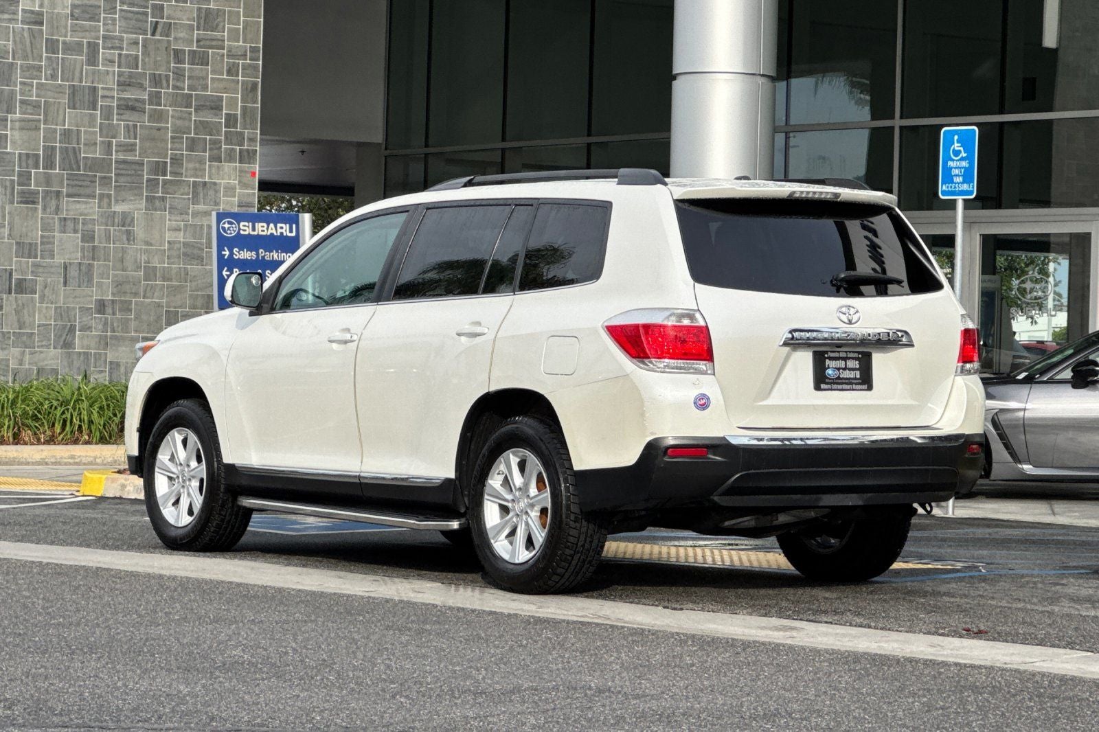 2012 Toyota Highlander Base