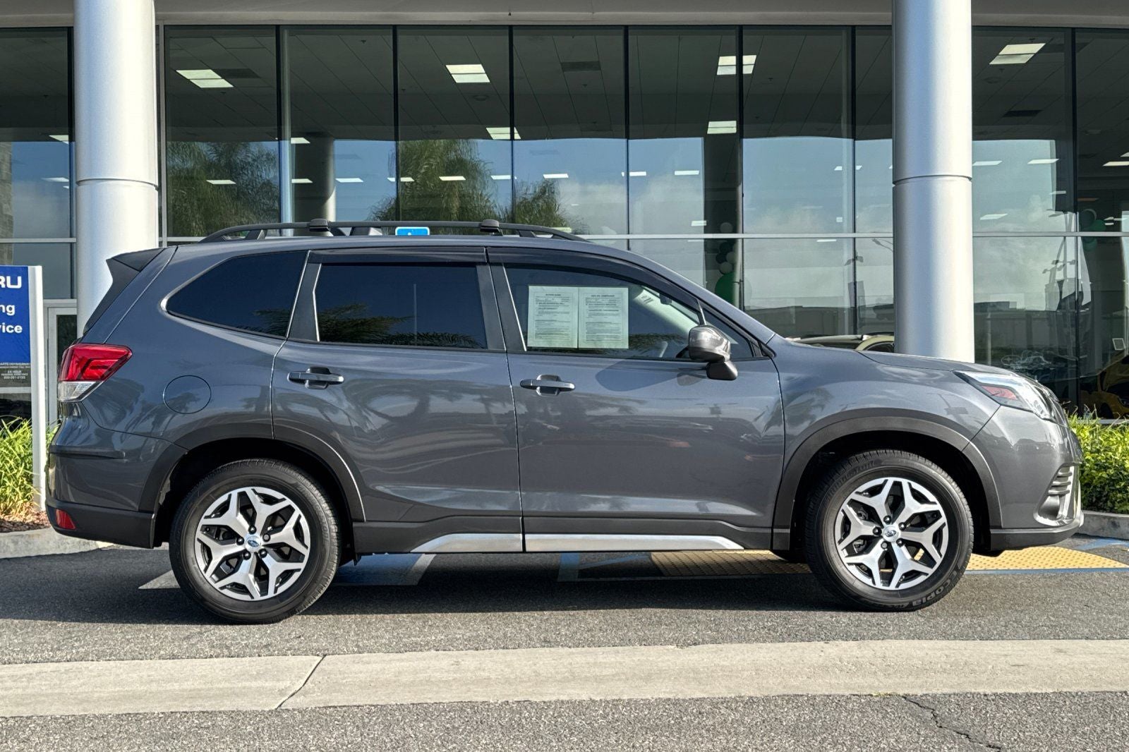 2024 Subaru Forester Premium