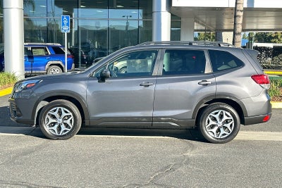 2023 Subaru Forester Premium