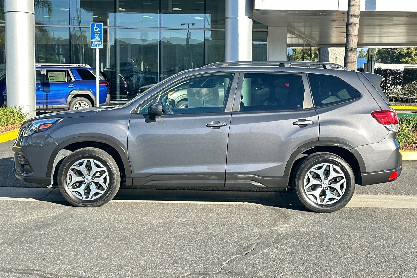 2023 Subaru Forester Premium