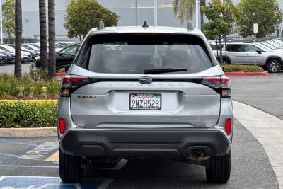 2025 Subaru Forester Premium