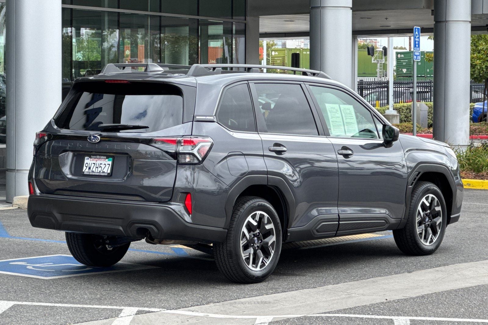 2025 Subaru Forester Premium