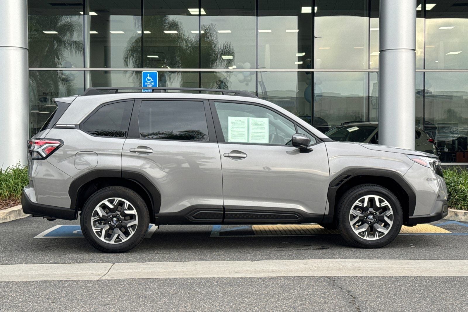 2025 Subaru Forester Premium