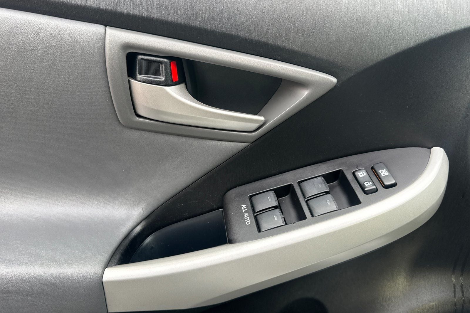 2012 Toyota Prius Base