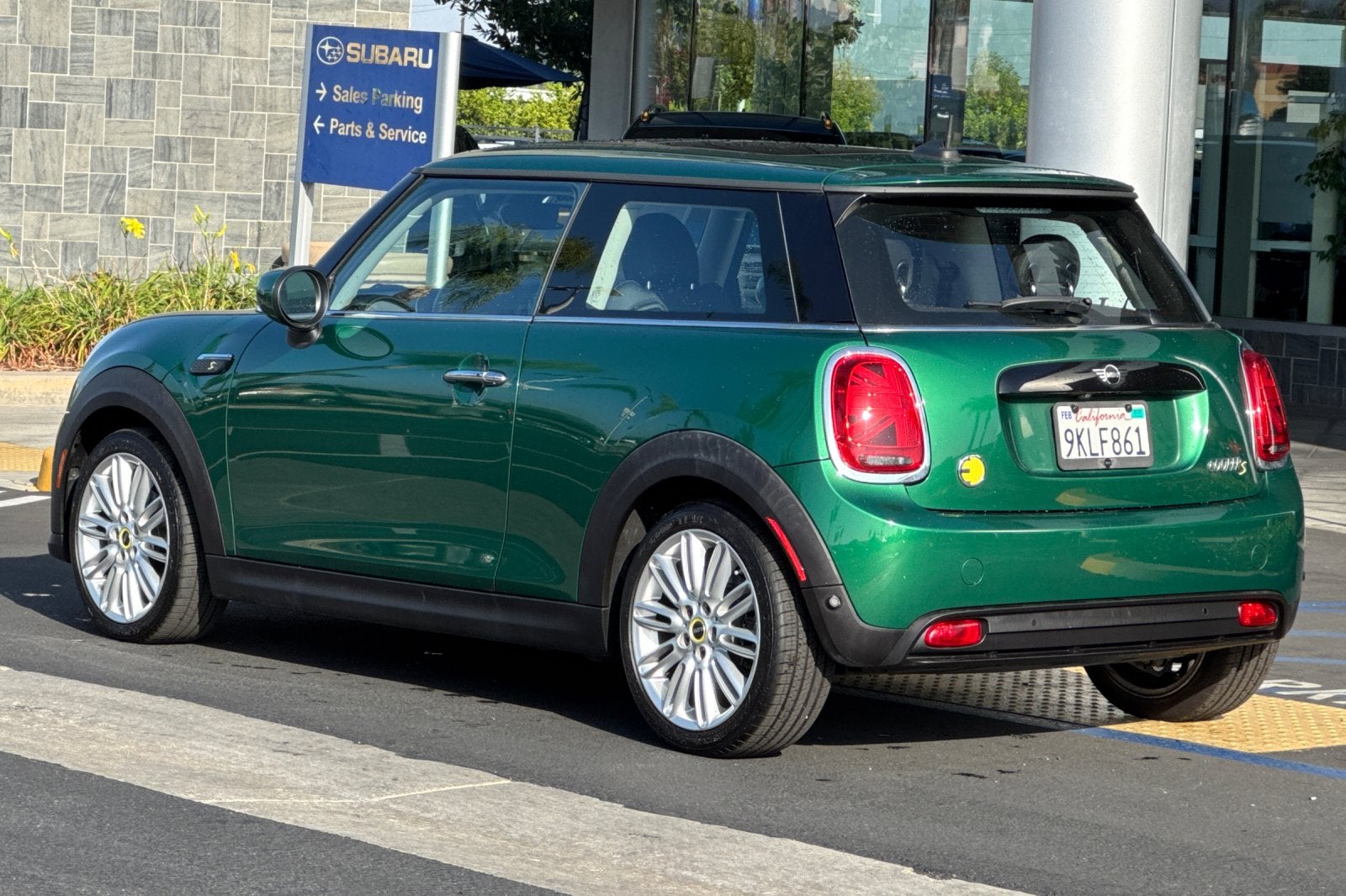 2024 MINI SE Hardtop Cooper