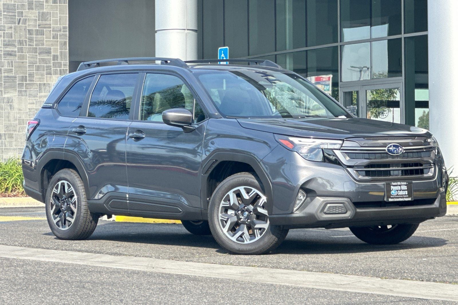 2025 Subaru Forester Premium