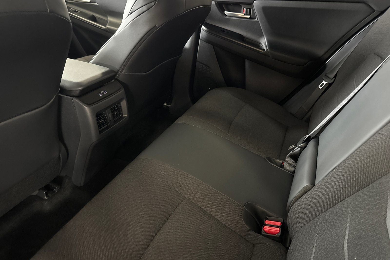 2026 Subaru Uncharted Premium FWD