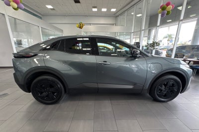 2026 Subaru Uncharted Premium FWD
