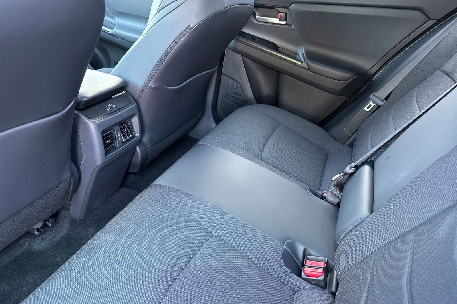 2026 Subaru Uncharted Premium FWD